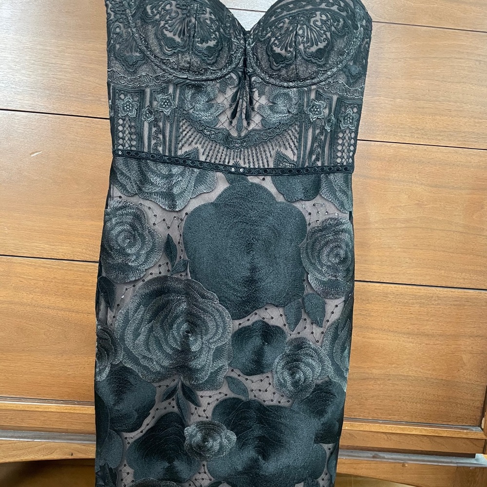 Marchesa notte, new with tags.